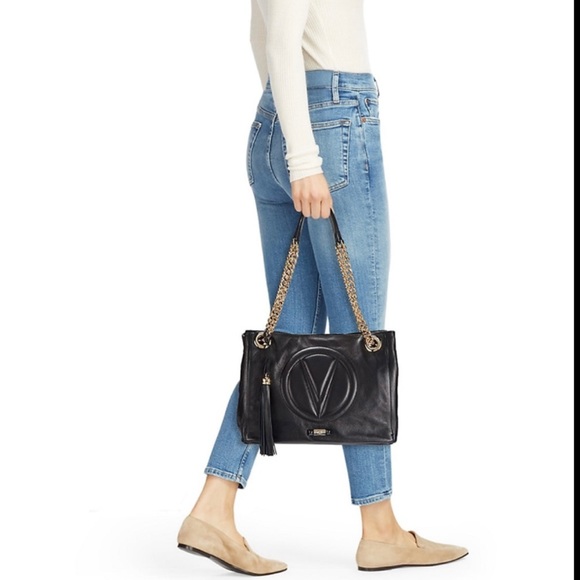 Valentino by Mario Valentino Black soft leather shoulder bag. - Picture 11 of 13